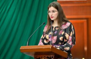 Plantean fortalecer defensa de la persona servidora pública