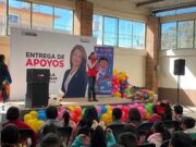 Promueve Karla Aguilar sana diversión entre niñez de Tenango del Valle