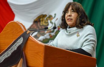 Abre Rosario Elizalde el Congreso local para exposición artesanal de Toluca