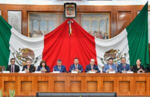 Reconoce Congreso local a docentes por su aporte al conocimiento